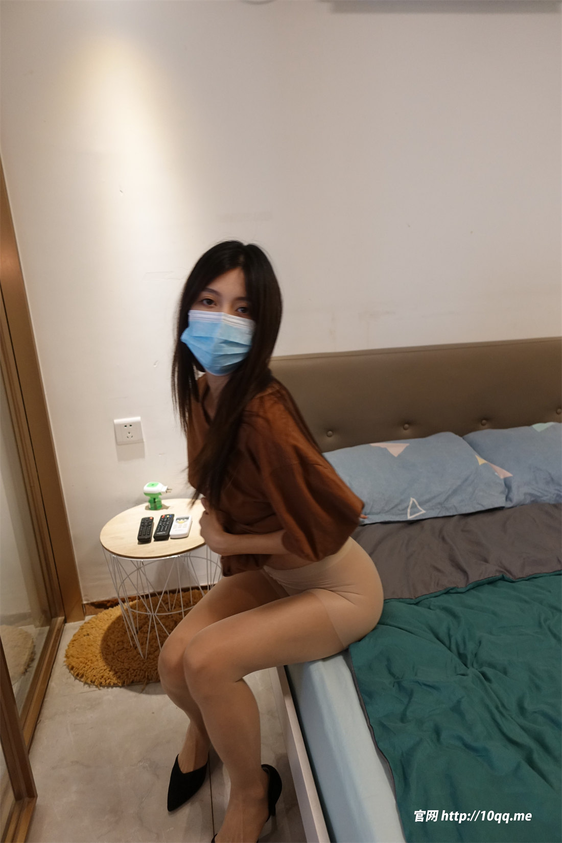 rosi口罩美女写真